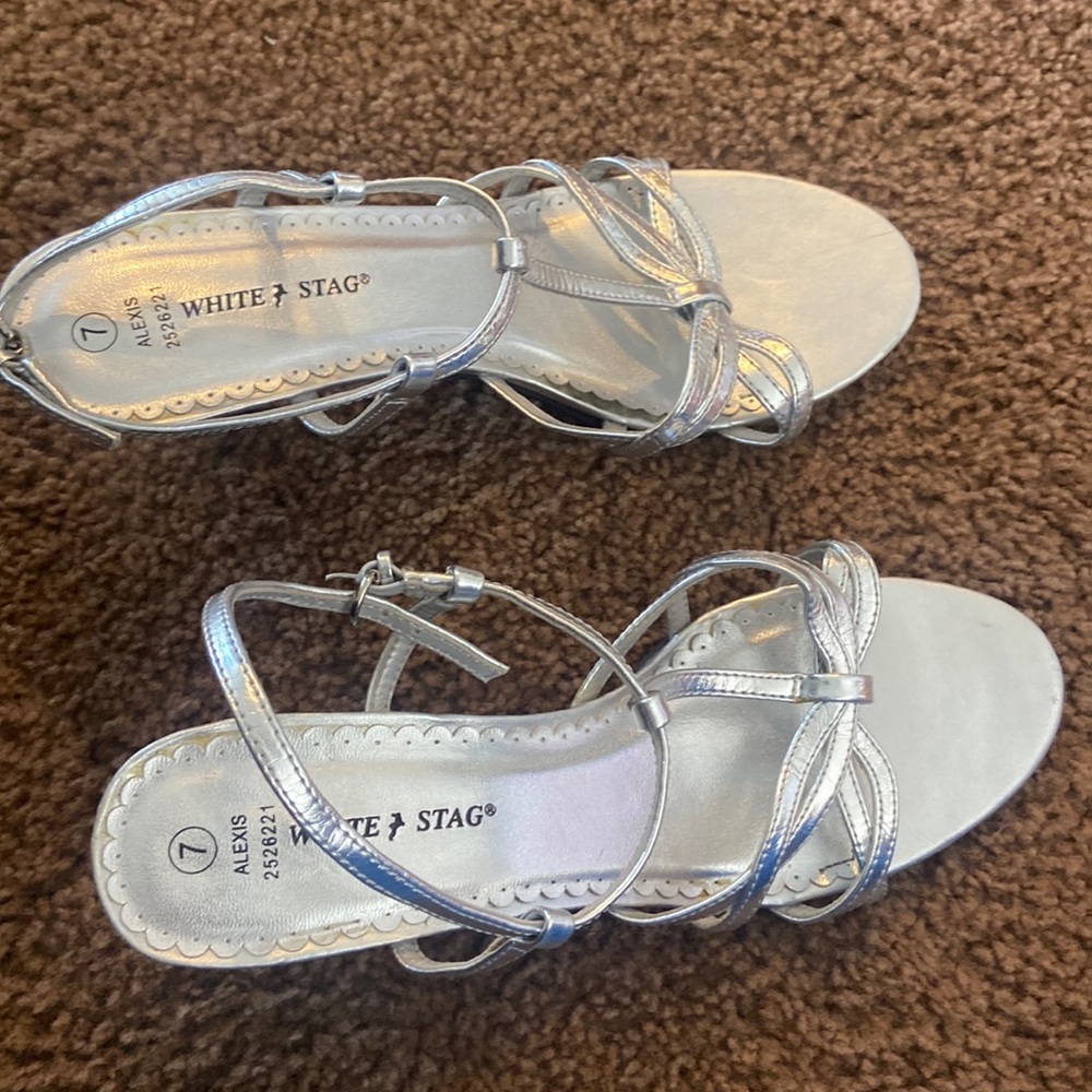 White Stag Sliver Heels